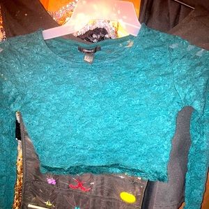 long sleeve crop top